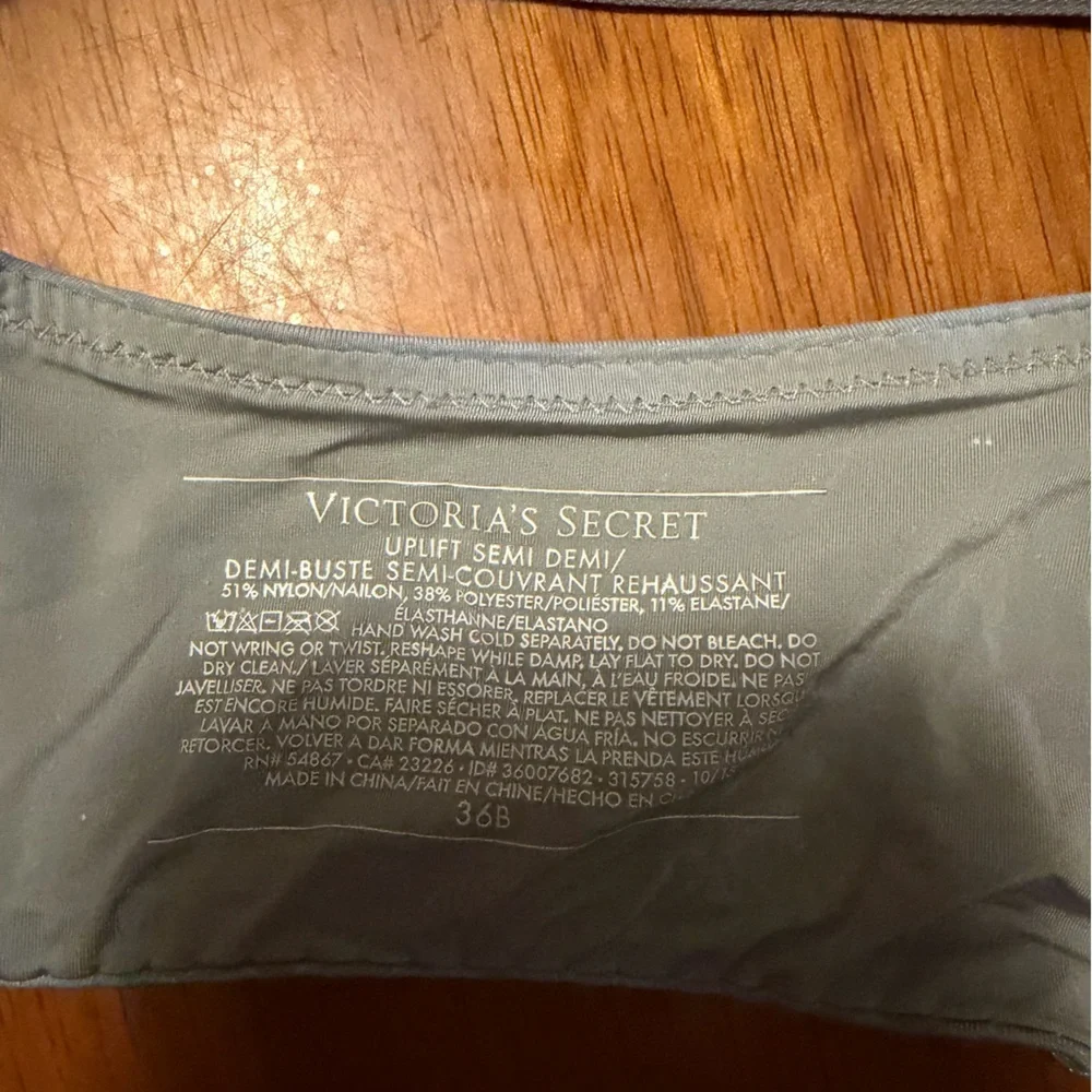 Victoria's‎ Secret Uplift Semi Demi Gray Bra Size 36B - Picture 4 of 4